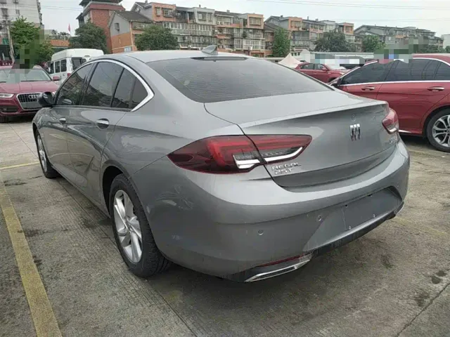 Buick Regal — Фото автомобиля 4