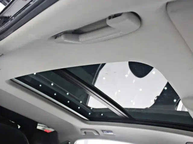 Volkswagen Passat — Фото автомобиля 9