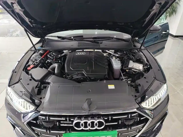 Audi A7L — Фото автомобиля 19