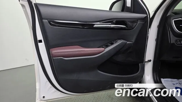 Kia Seltos Seltos Бензин 1.6 турбо 2WD — Фото автомобиля 24