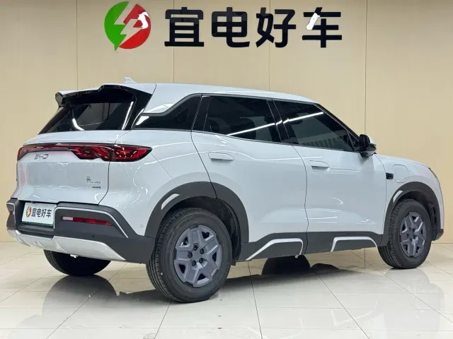 BYD Yuan UP — Фото автомобиля 5