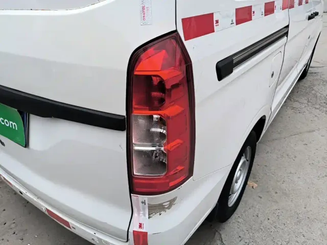 Wuling Hongguang V — Фото автомобиля 7