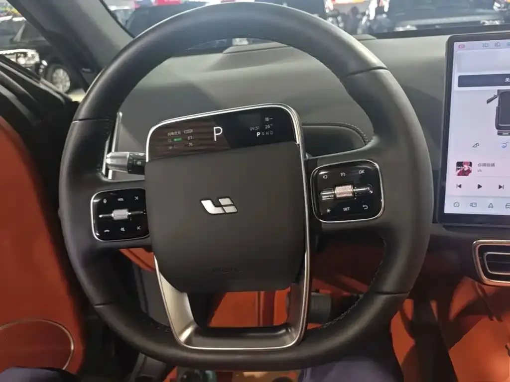 Li Auto Li Auto L7 2024 MAX — Фото автомобиля 10