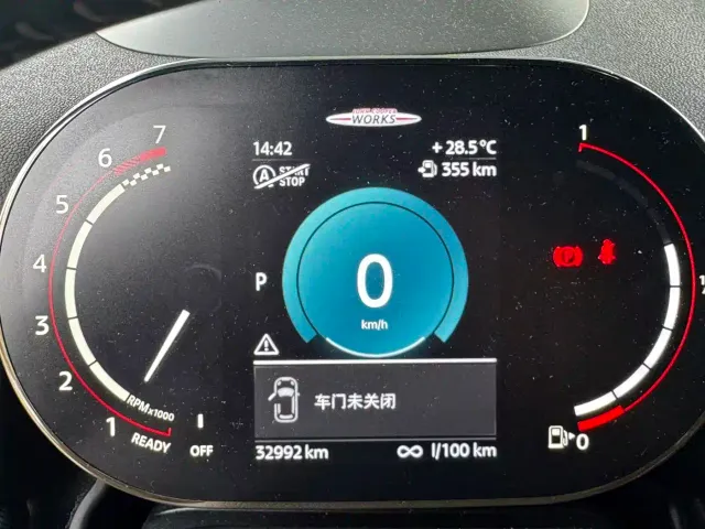 MINI JCW COUNTRYMAN — Фото автомобиля 10