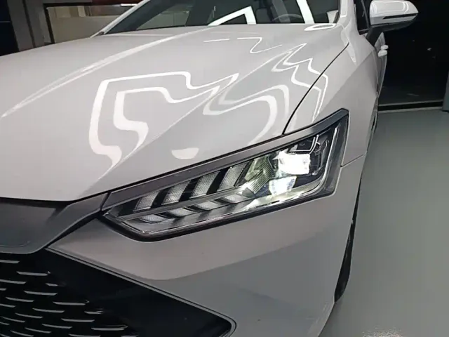 BYD Qin PLUS — Фото автомобиля 23