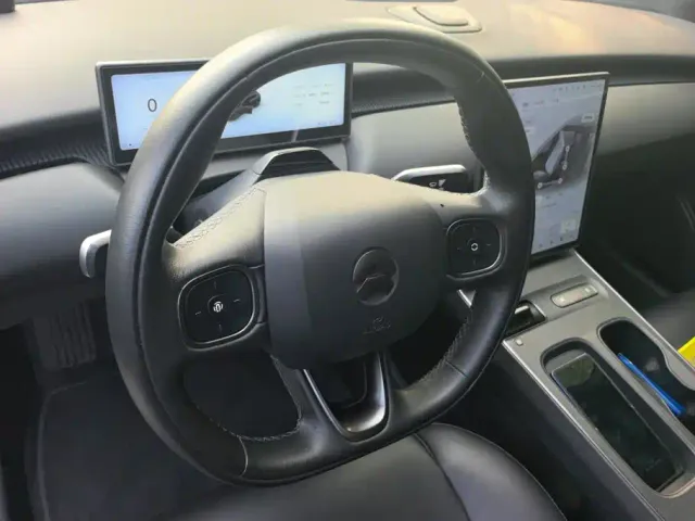 Nio ET5 Touring — Фото автомобиля 15