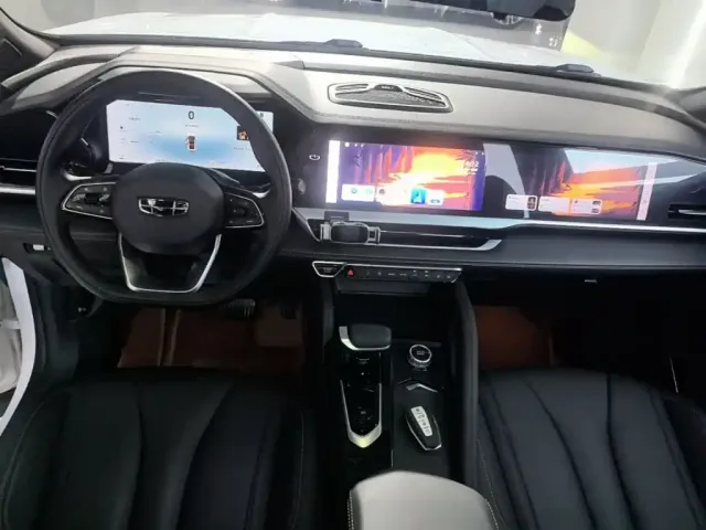 Geely Xingyue L — Фото автомобиля 9