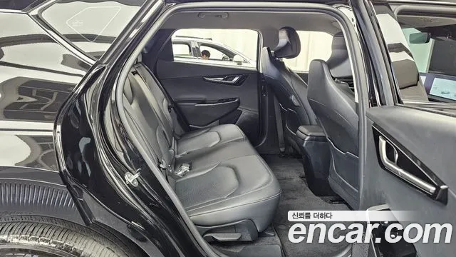 Kia EV6 — Фото автомобиля 12