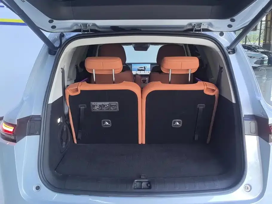 Leapmotor Leapmotor C16 2026 Model Year EREV 280 LiDAR Premium Edition 6-Seater — Фото автомобиля 4