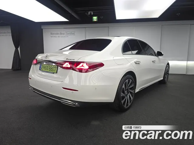 Mercedes-Benz E-Class W214 — Фото автомобиля 2