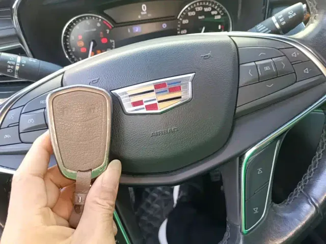 Cadillac XT5 — Фото автомобиля 8