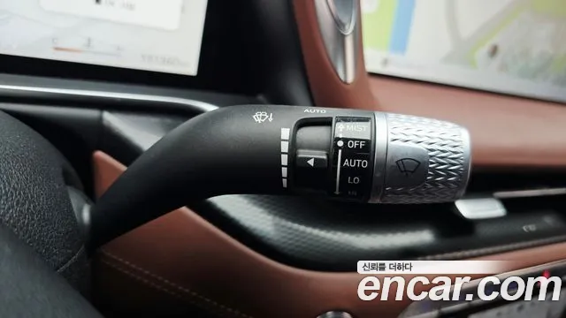 Genesis G90 Бензин 3.5 турбо AWD — Фото автомобиля 25