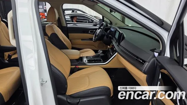 Kia Carnival 4th Gen — Фото автомобиля 11
