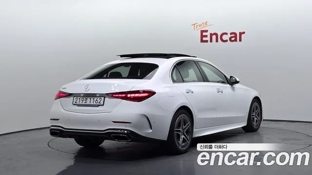 Mercedes-Benz C-Class — Фото автомобиля 2