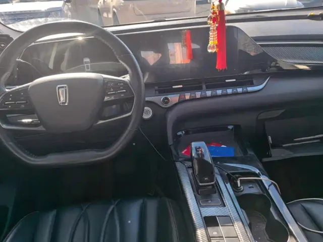 Bestune T55 — Фото автомобиля 12