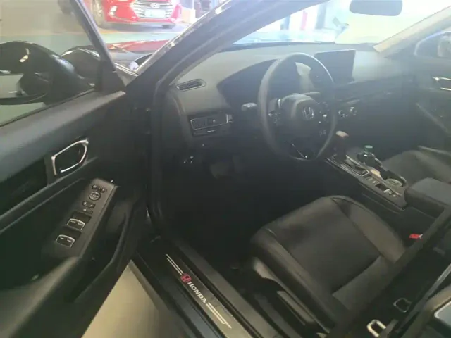 Honda Civic — Фото автомобиля 15