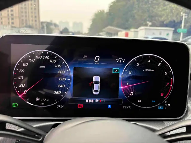 Mercedes-Benz C-Class — Фото автомобиля 15