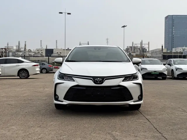 Toyota Corolla — Фото автомобиля 3