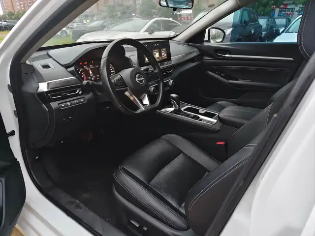 Nissan Teana — Фото автомобиля 5