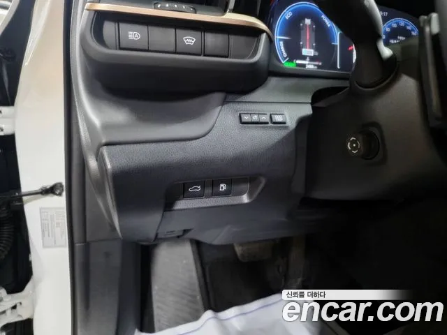 Toyota Crown — Фото автомобиля 11
