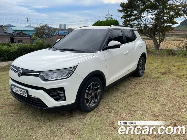 Фотография автомобиля — KGM Tivoli Very New