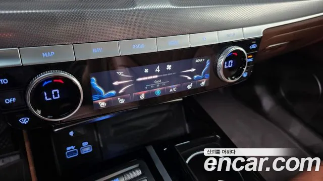Genesis G80 Бензин 2.5 турбо AWD — Фото автомобиля 16
