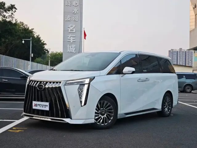 Фотография автомобиля — GAC Trumpchi M8