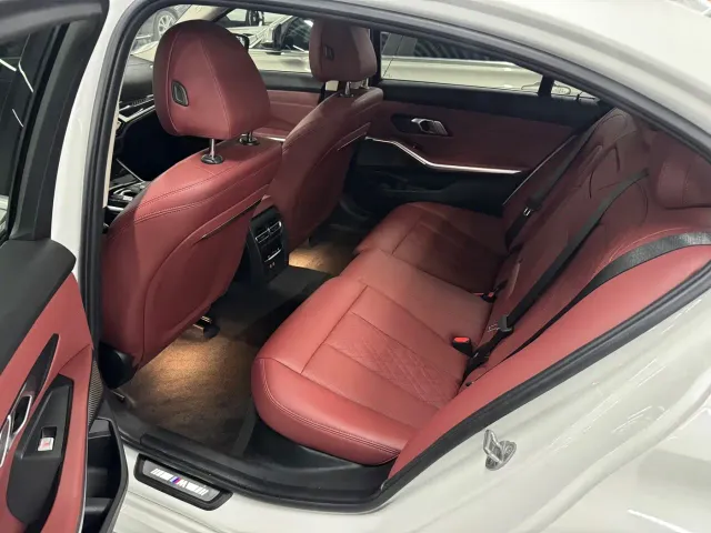 BMW 3 Series — Фото автомобиля 14