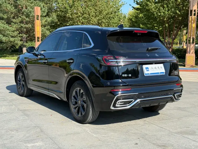 Hongqi HS5 — Фото автомобиля 7