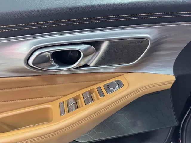 GAC Trumpchi GS8 — Фото автомобиля 18