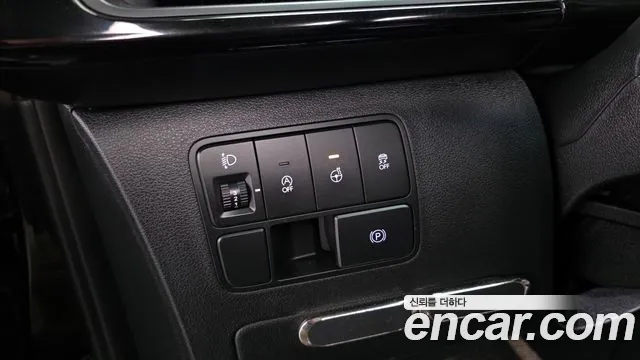 Hyundai Staria Staria Lounge 9 мест — Фото автомобиля 16