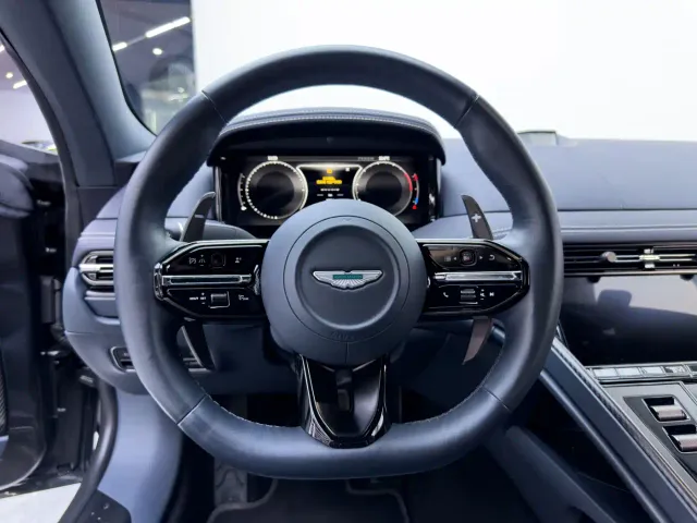 Aston Martin DB12 — Фото автомобиля 21