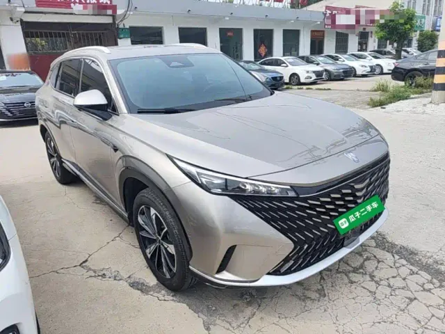 Roewe RX5 — Фото автомобиля 3