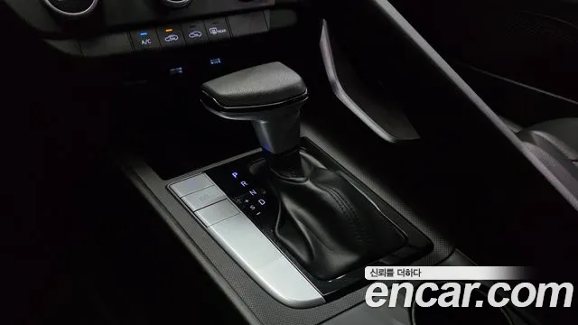Hyundai Avante — Фото автомобиля 9