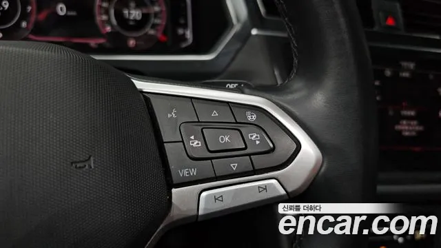 Volkswagen Tiguan — Фото автомобиля 28