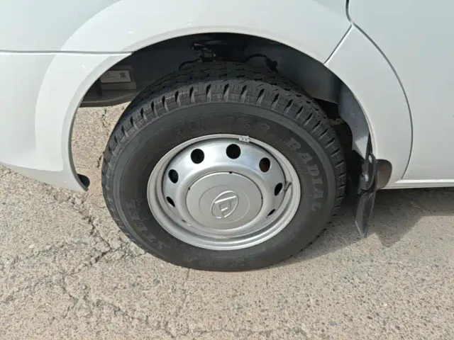 Maxus Xintu V80 — Фото автомобиля 24