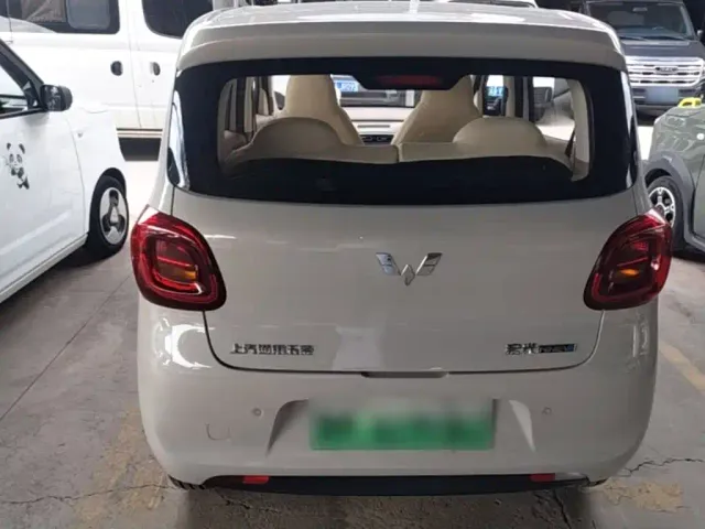 Wuling Hongguang Mini EV — Фото автомобиля 5