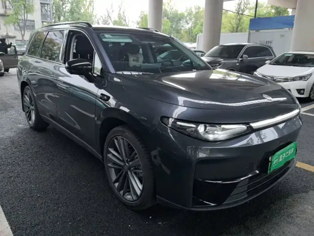 Leapmotor C16 — Фото автомобиля 3