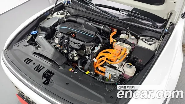 Hyundai Grandeur GN7 — Фото автомобиля 6