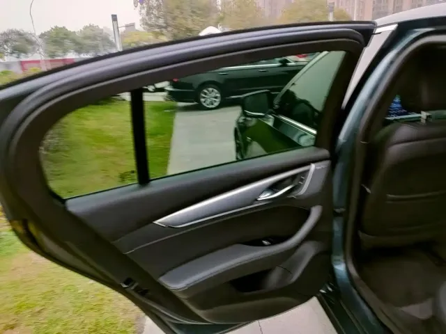 Cadillac CT5 — Фото автомобиля 14