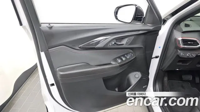 ChevroletGMDaewoo Trailblazer Trailblazer 1.3 турбо 4WD — Фото автомобиля 24