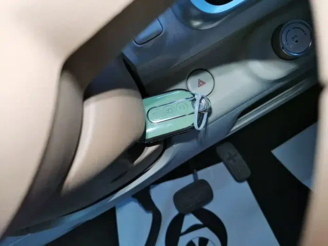 Wuling Hongguang Mini EV — Фото автомобиля 8