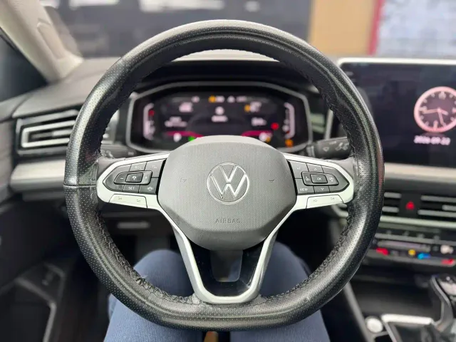 Volkswagen Sagitar — Фото автомобиля 12