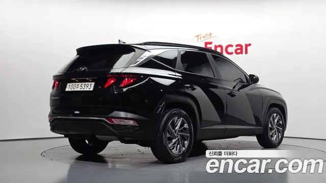 Hyundai Tucson Tucson (NX4) Дизель 2.0 2WD — Фото автомобиля 2