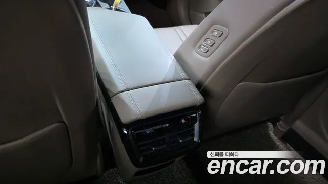 Kia K8 K8 Hybrid — Фото автомобиля 29