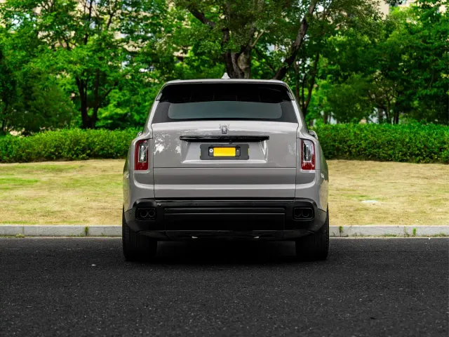 Rolls-Royce Cullinan — Фото автомобиля 19