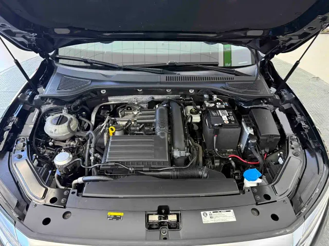Volkswagen Passat — Фото автомобиля 18