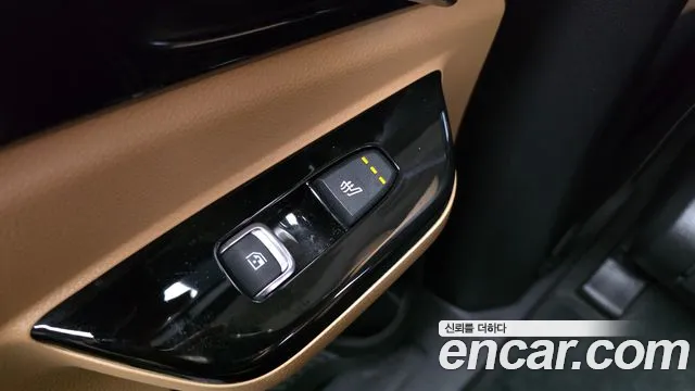 Kia Canival Carnival 4 поколение Бензин 9 мест Noblesse — Фото автомобиля 19