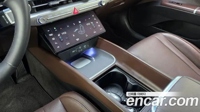 Hyundai Grandeur GN7 — Фото автомобиля 24