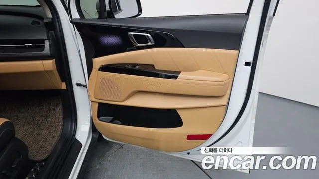 Kia Canival Carnival 4 поколение Дизель 7 мест Signature — Фото автомобиля 22